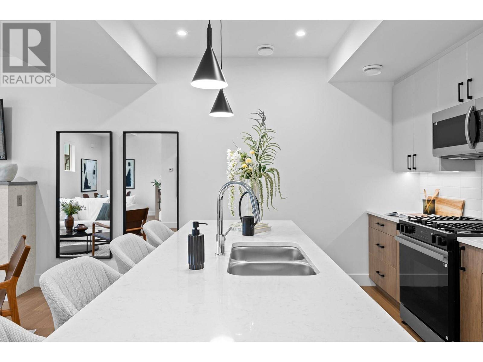 Kelowna, BC V1Y8J1,1463 Inkar RD #3