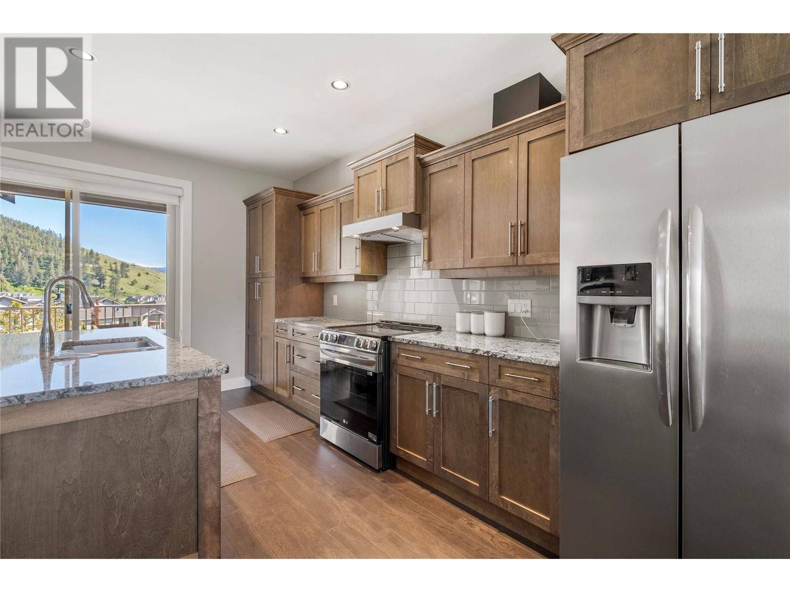 Kelowna, BC V1P1R1,1852 Split Rail Place