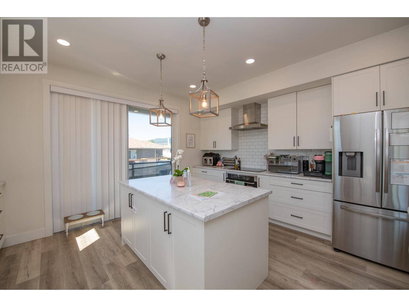 Vernon, BC V1T9J4,4503 23 Street