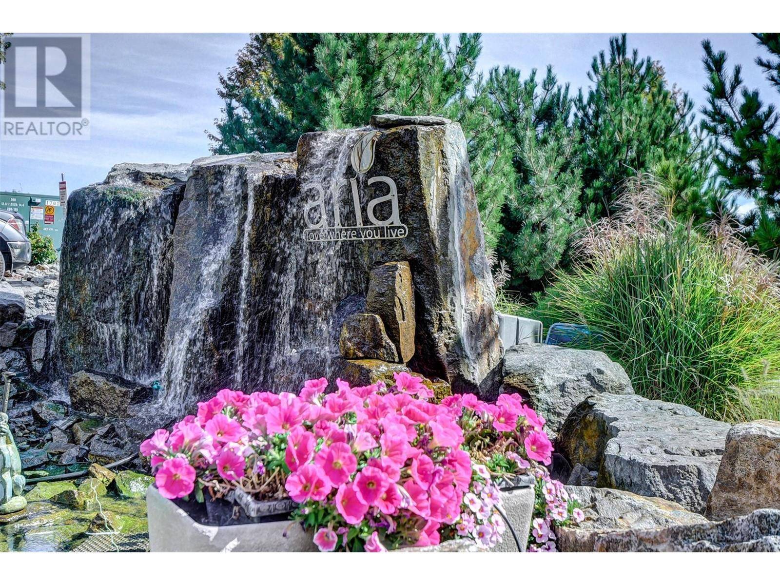 West Kelowna, BC V4T2Z9,3533 Carrington RD #313