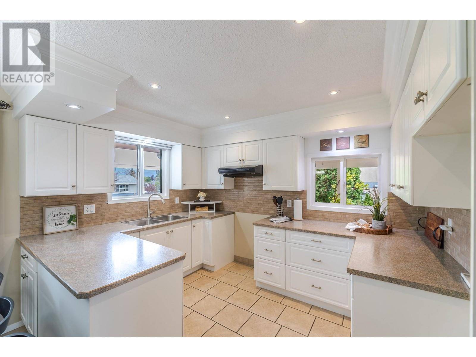 Summerland, BC V0H1Z0,13018 Armstrong Avenue
