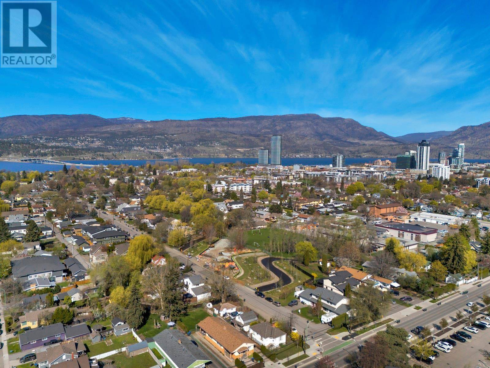 Kelowna, BC V1Y2Z7,2054 Ethel Street