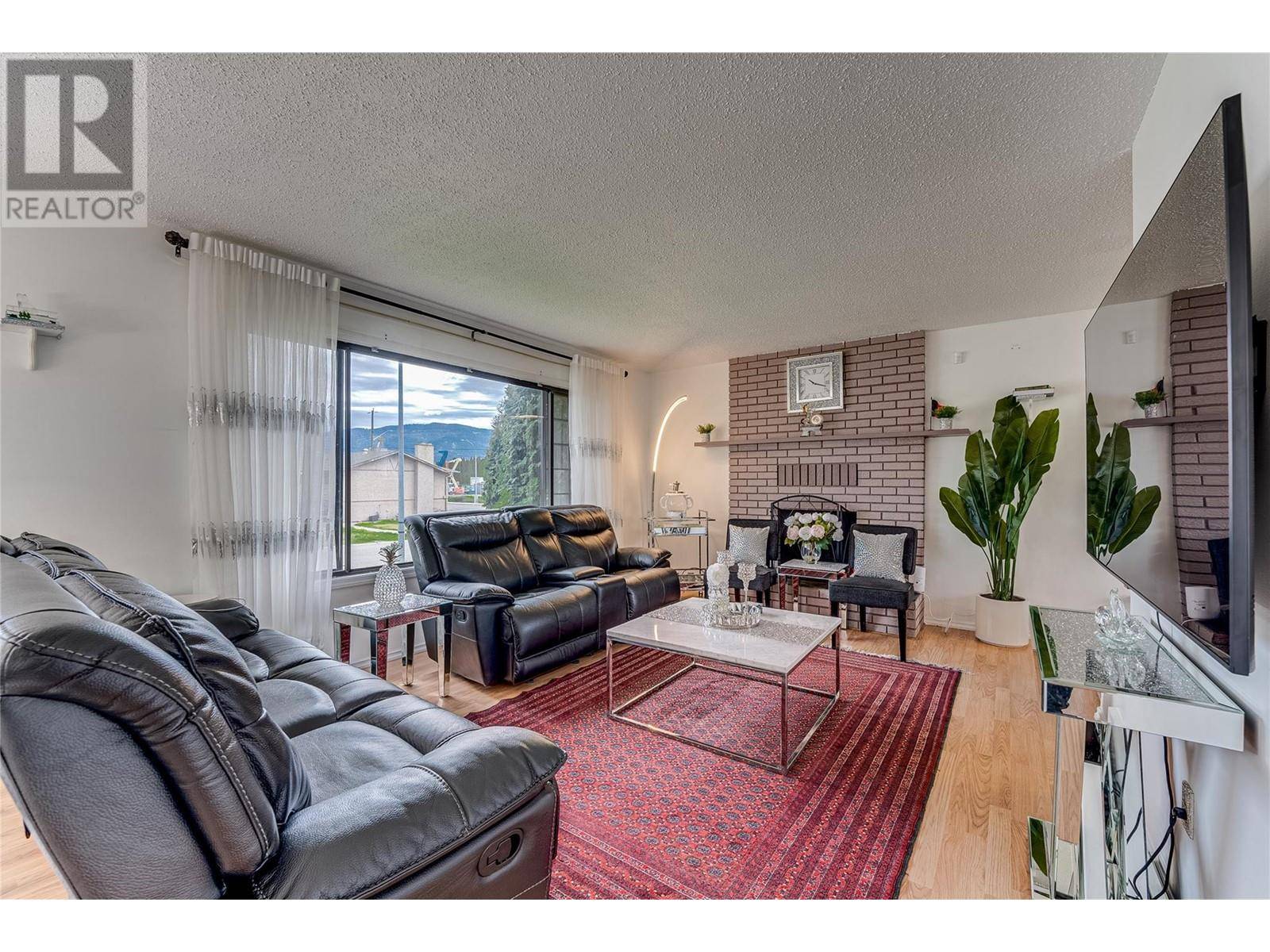 Vernon, BC V1T7V9,2704 Alvaston Place