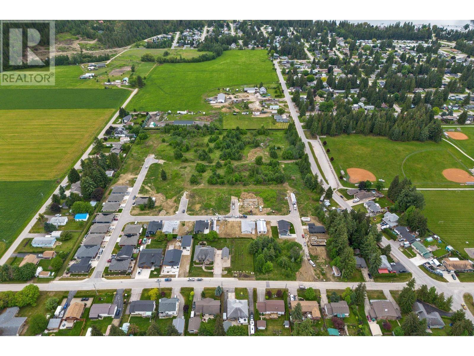 Sicamous, BC V0E2V0,1125 Nootka Way Lot# 36