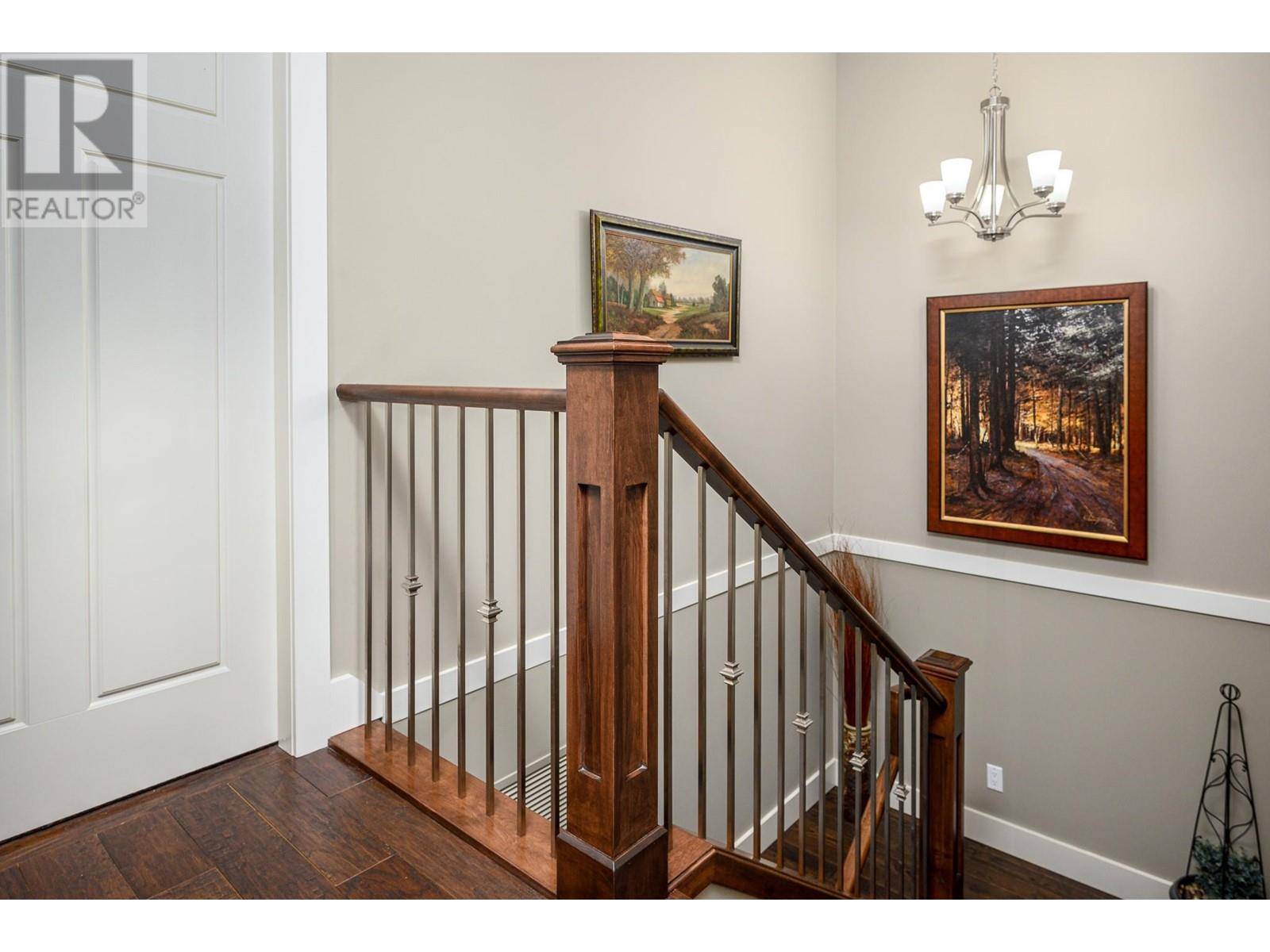 Vernon, BC V1T1P3,3606 25 AVE #101