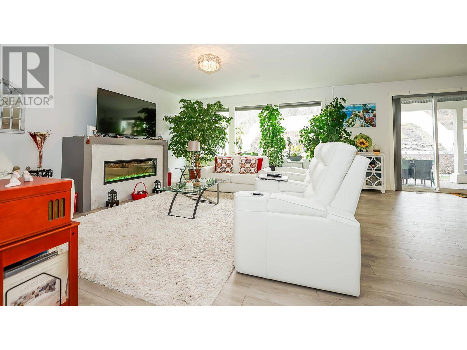 Kamloops, BC V1S0E6,465 Edinburgh Boulevard