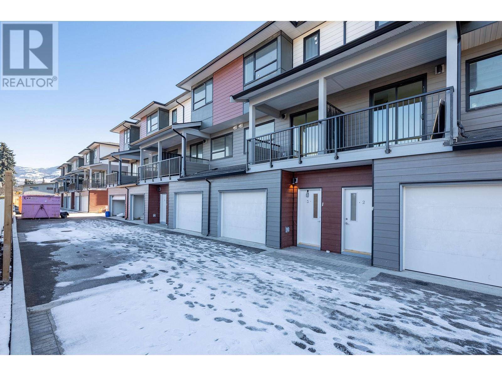 Kelowna, BC V1X4G1,235 Taylor RD #8