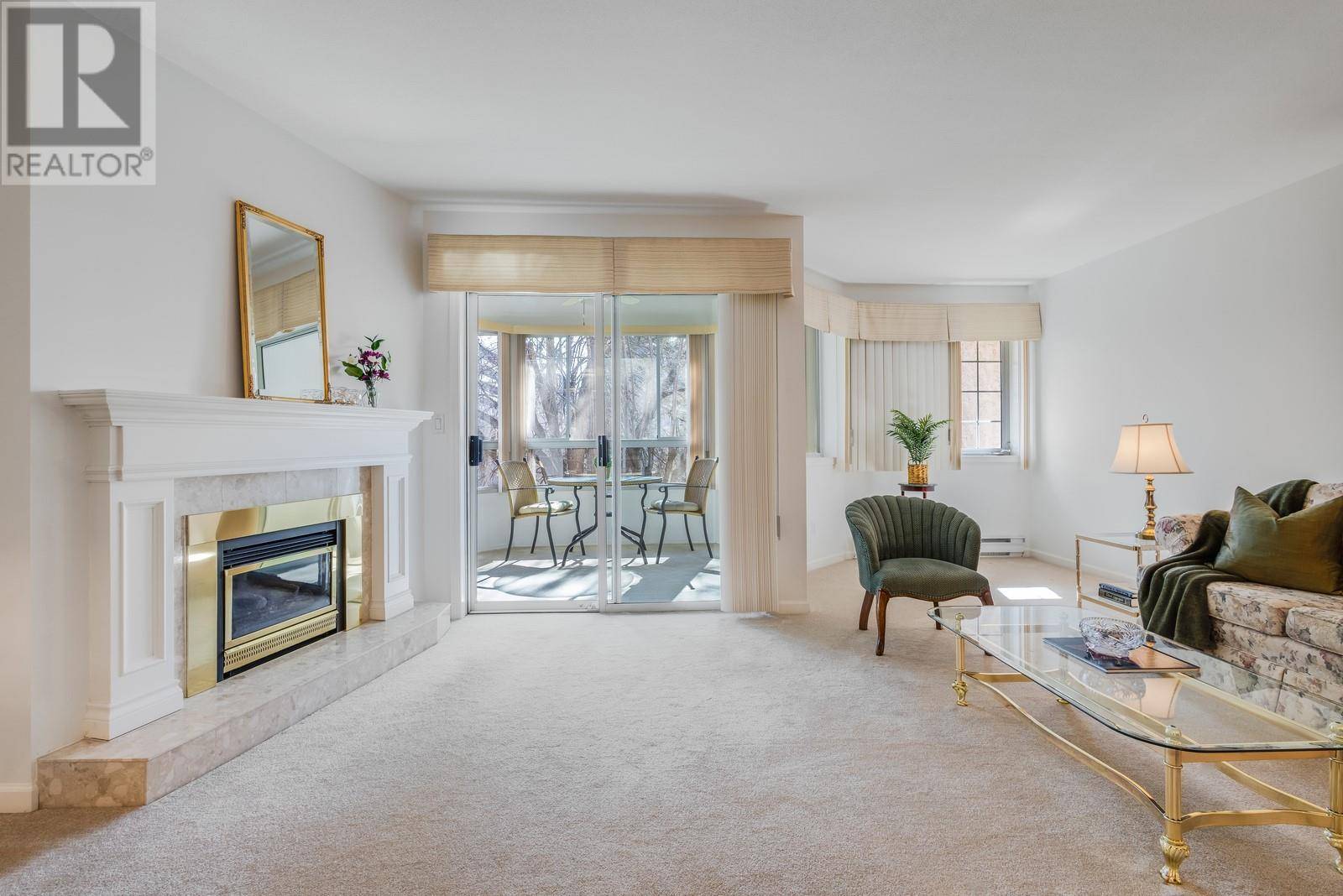 Kelowna, BC V1Y6M3,945 Lawrence AVE #104