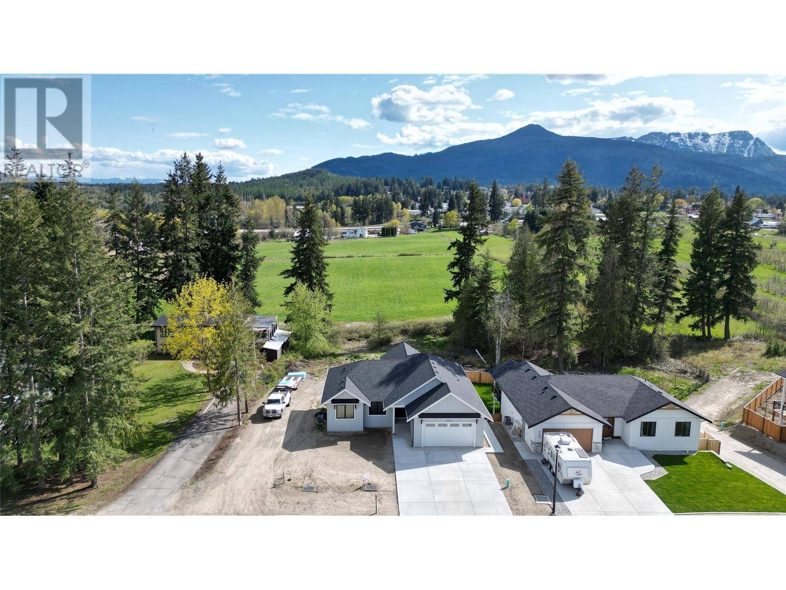 Salmon Arm, BC V1E1Z3,3534 16 Avenue NE