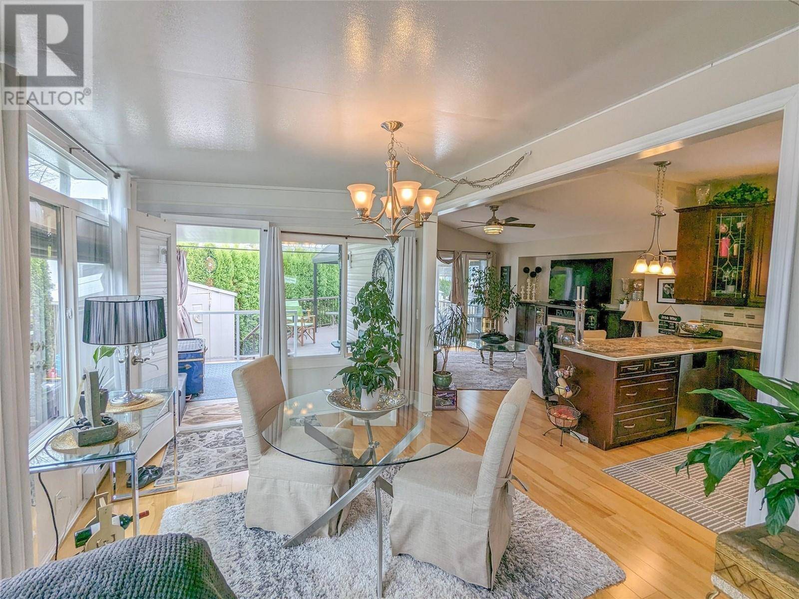 Kelowna, BC V4V1P4,415 Commonwealth RD #363