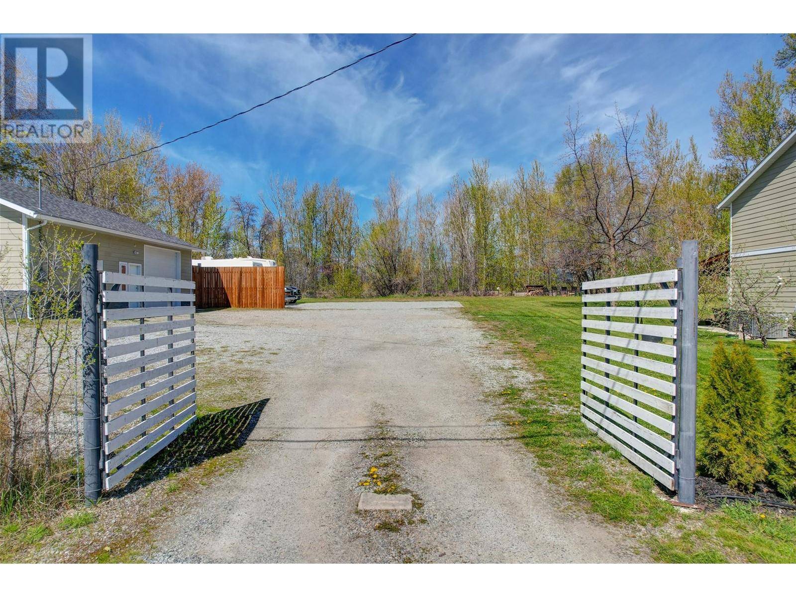 Kelowna, BC V1W2X1,2058 Parsons Road