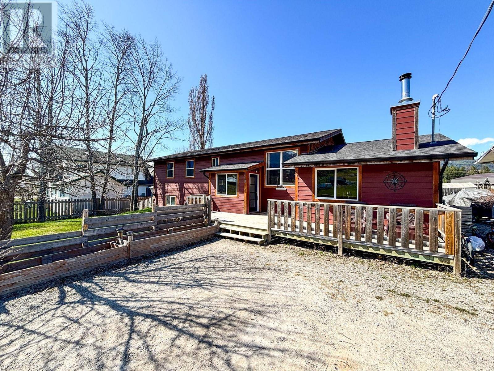 Edgewater, BC V0A1E0,5729 Columbia Road