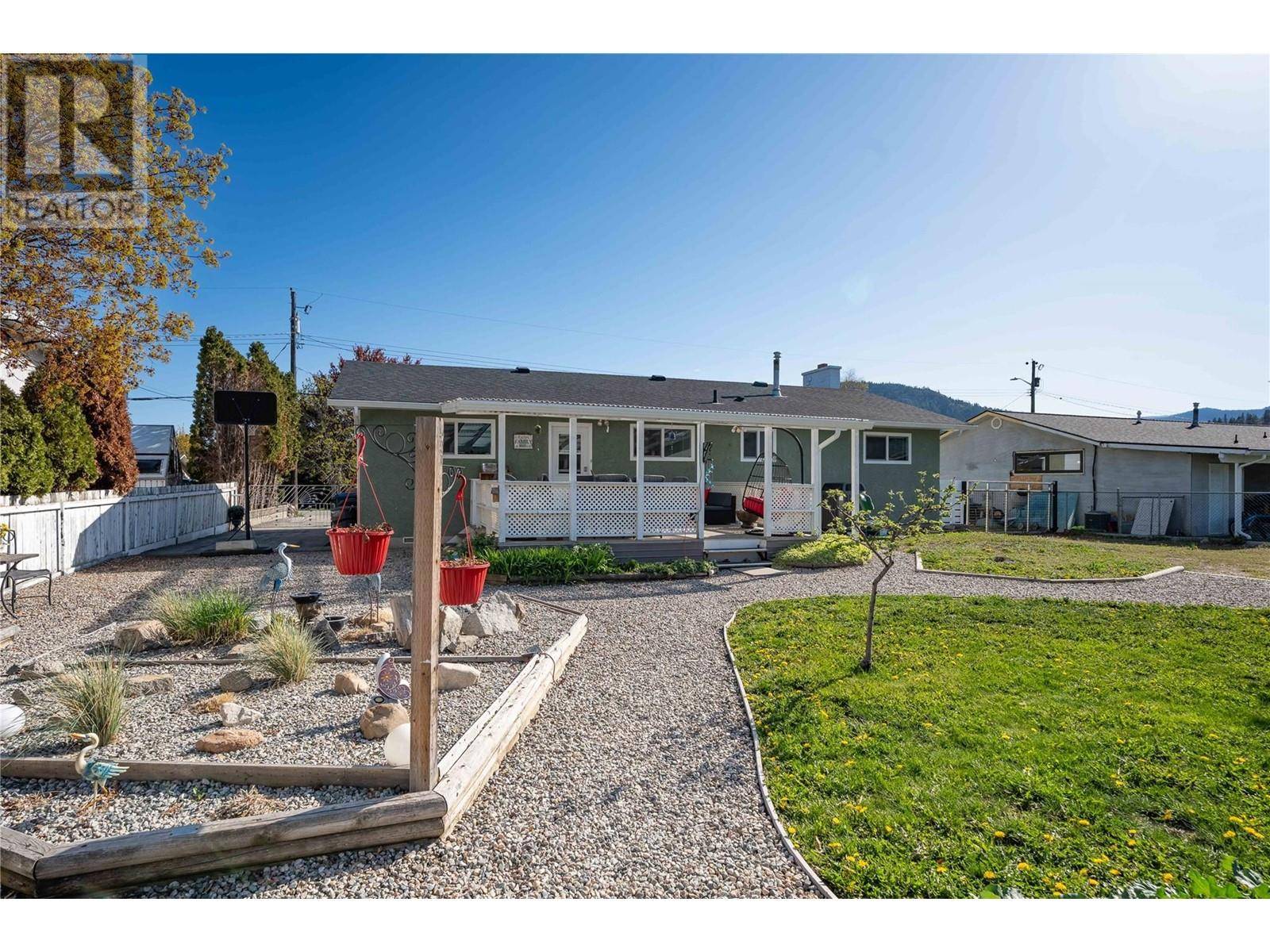Summerland, BC V0H1Z0,12240 SAUNDERS Crescent