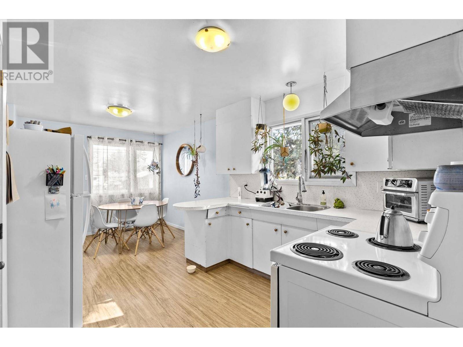 Vernon, BC V1T3K5,2300 43 Avenue