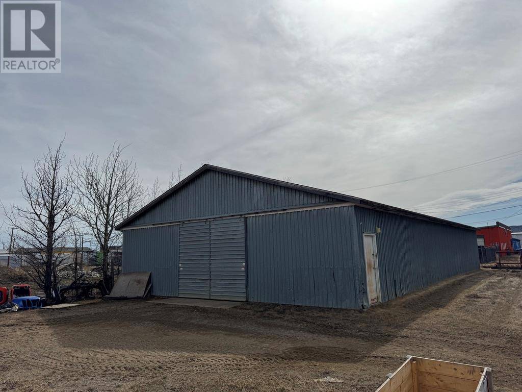 Dawson Creek, BC V1G2Y6,633 113 Avenue