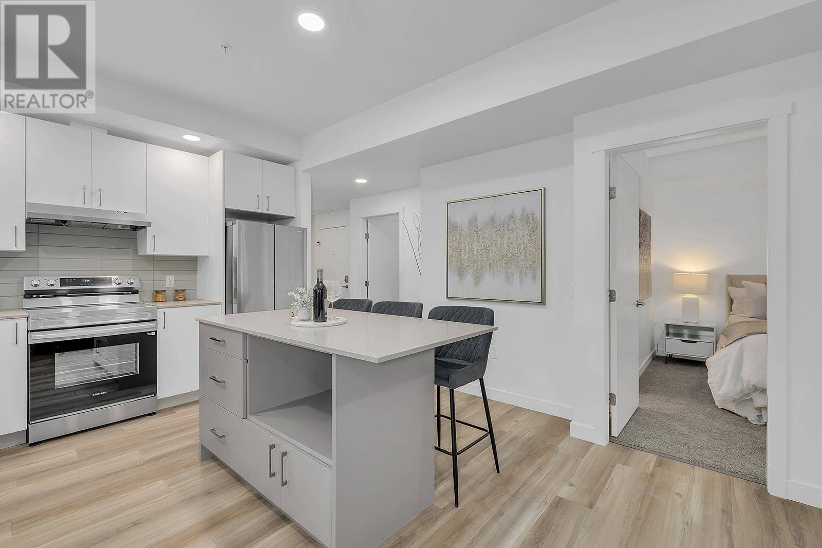 Kelowna, BC V1W0G8,1111 Frost RD #301
