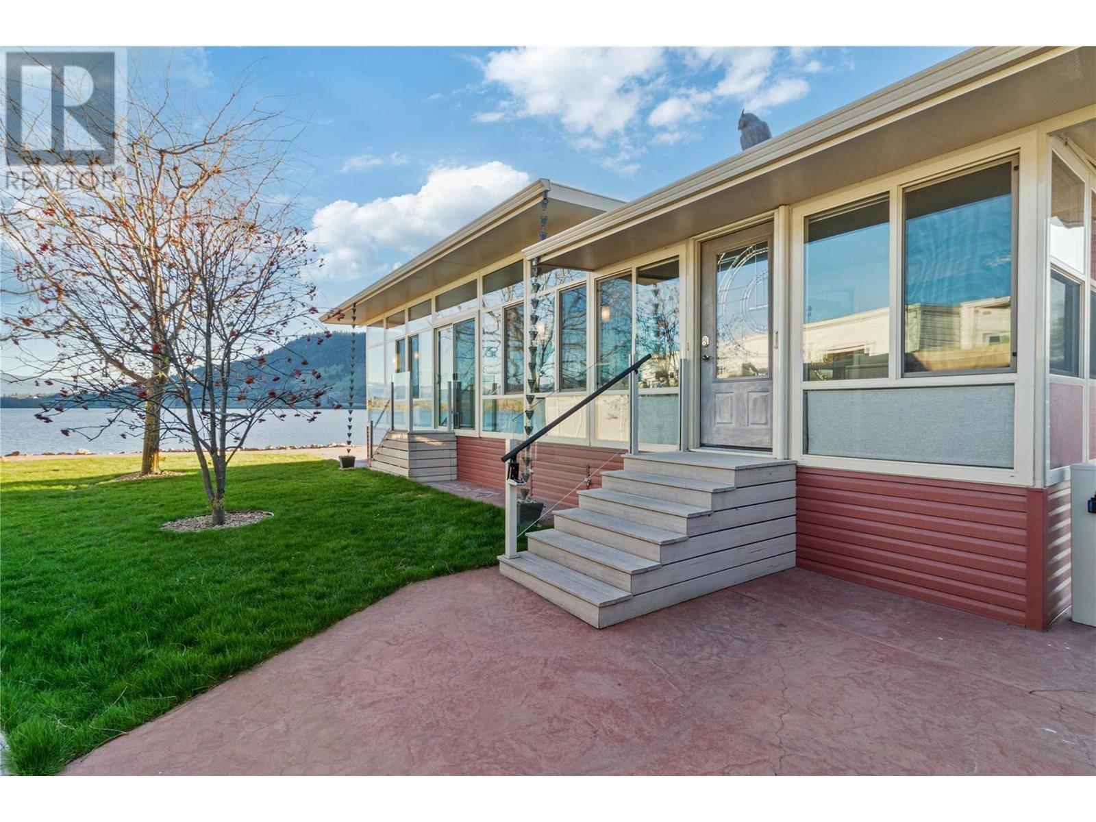 Kelowna, BC V1V1P4,415 Commonwealth RD #319
