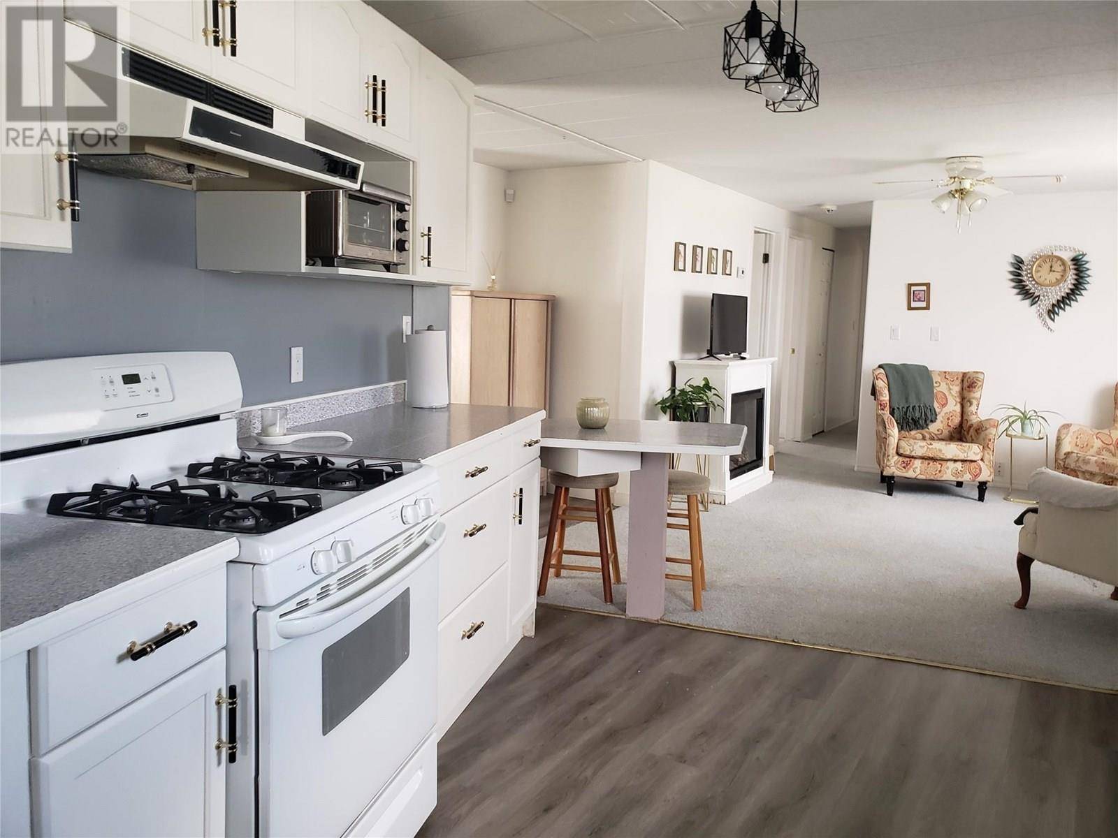 Osoyoos, BC V0H1V5,9904 74TH AVE #6A