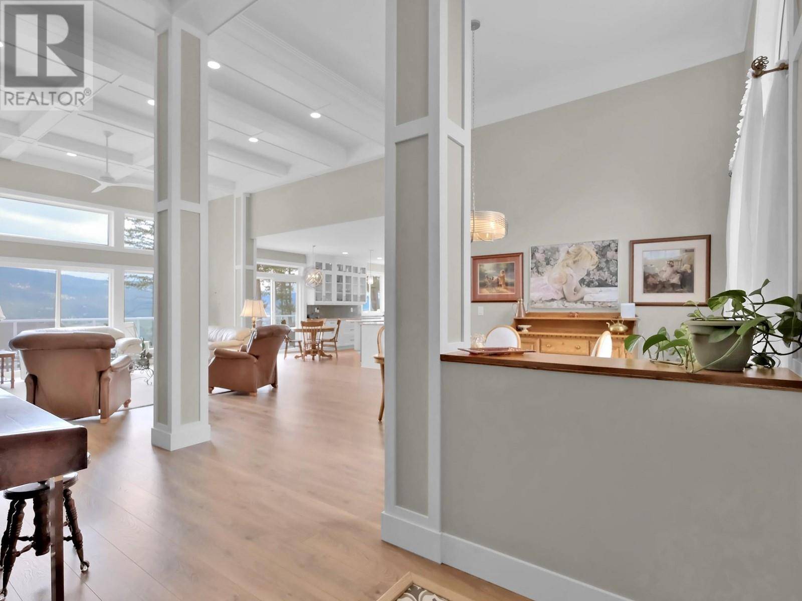 Kelowna, BC V1Z3W4,7255 Dunwaters Road