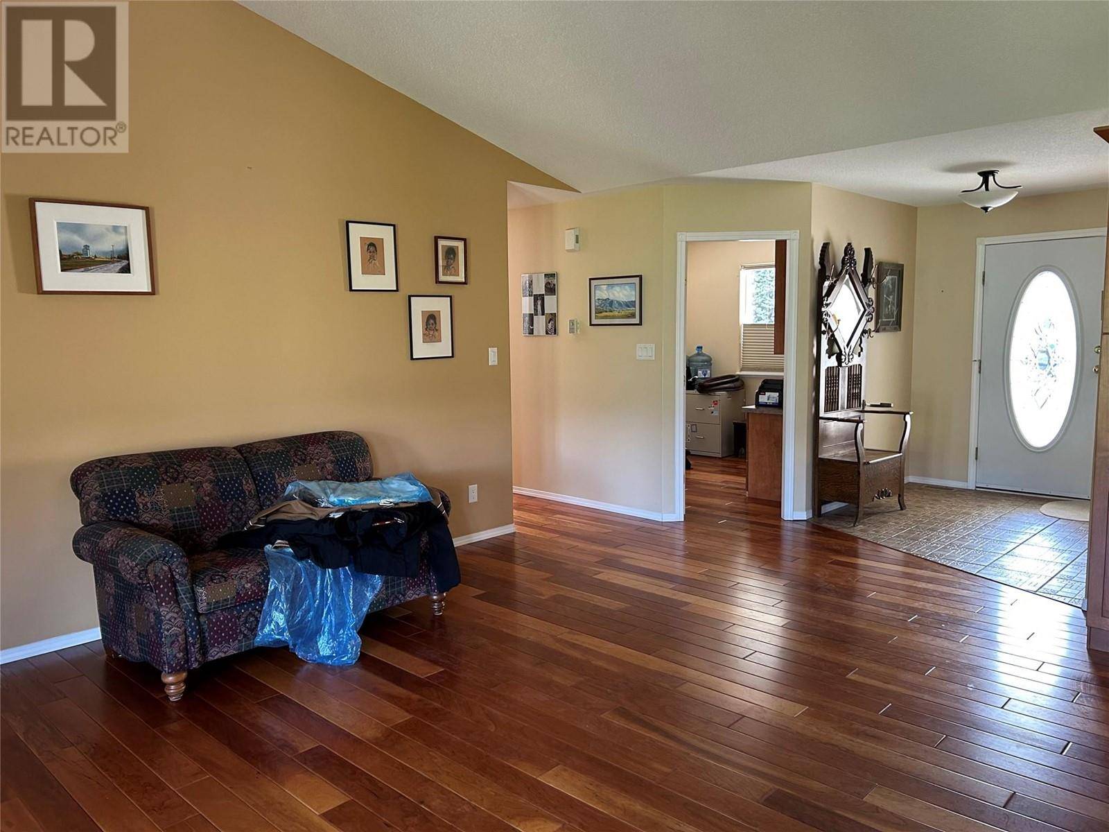 Vernon, BC V1H1Z1,684 6 Street