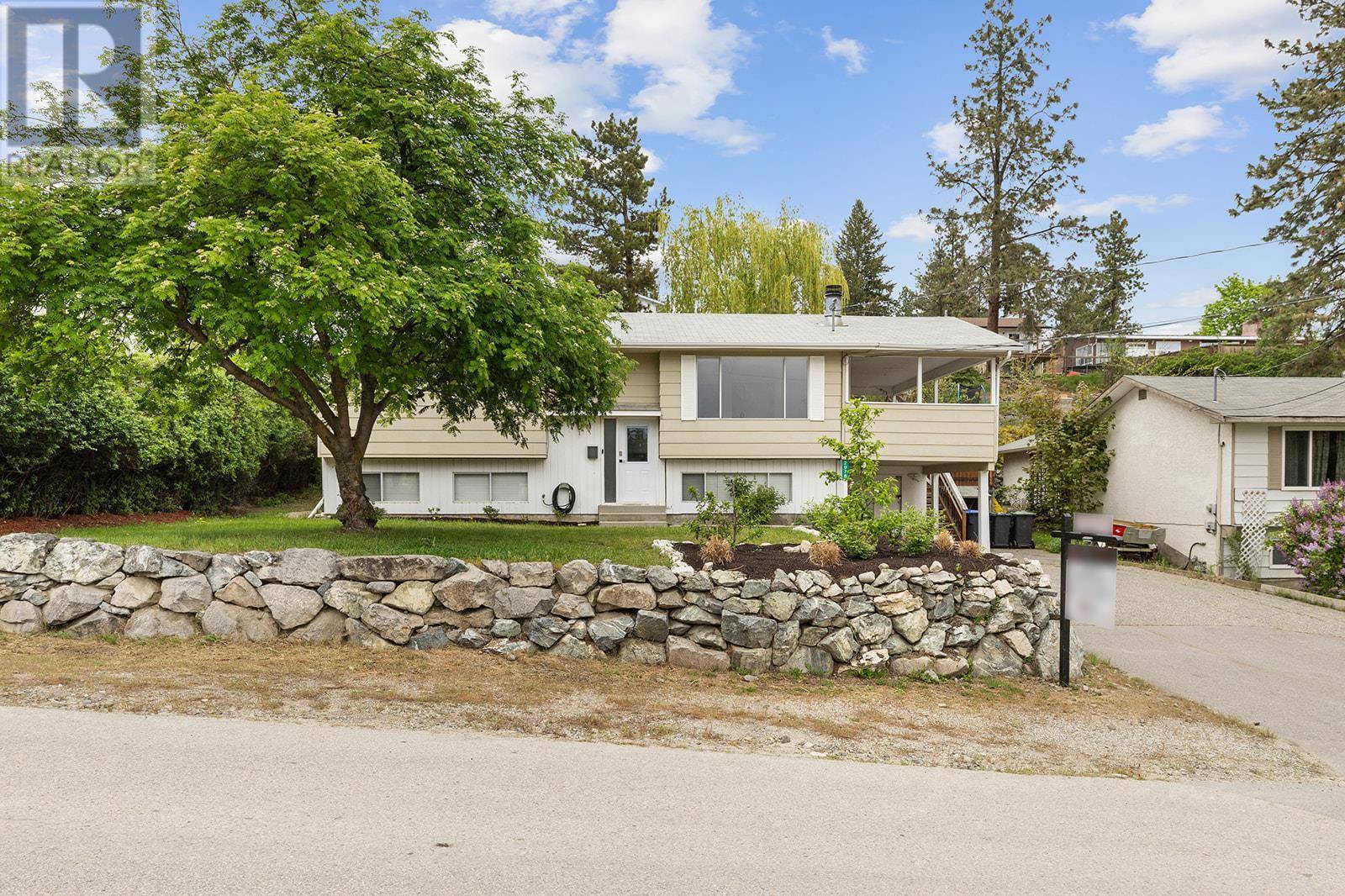 West Kelowna, BC V4T1G7,2976 McAllister Road