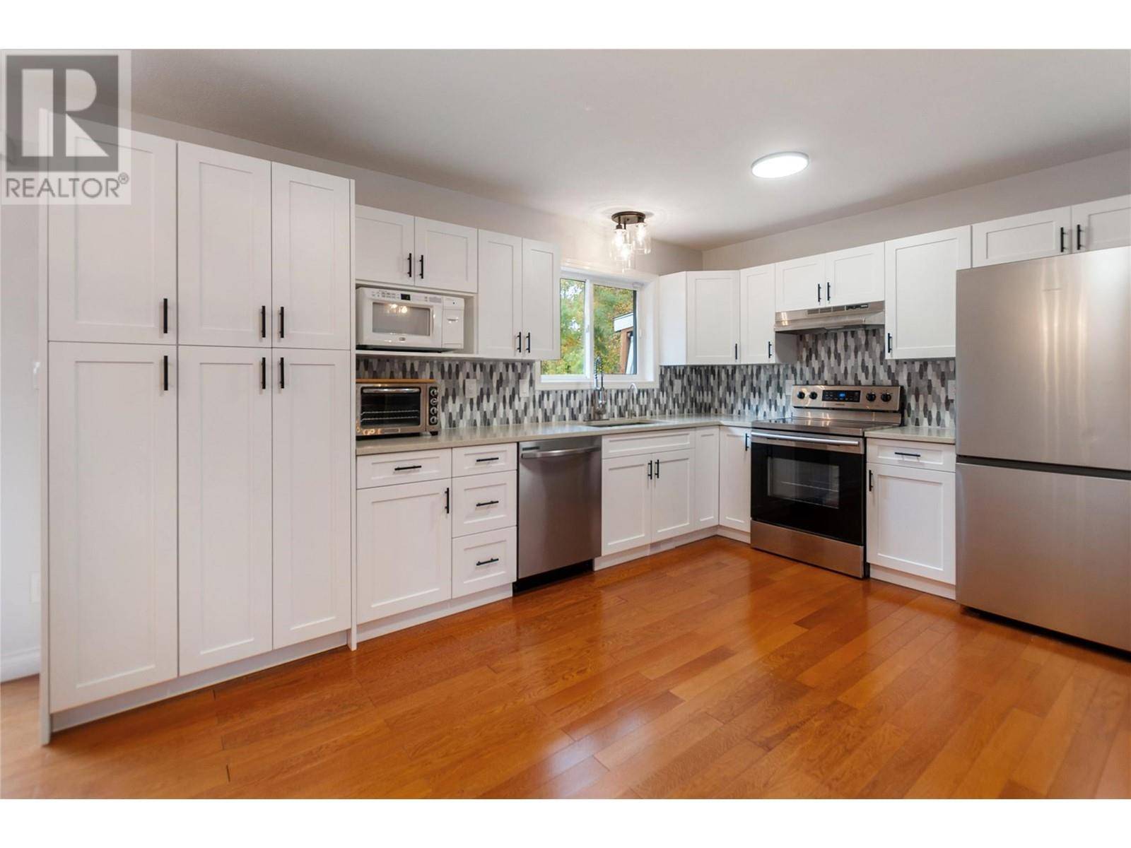 Okanagan Falls, BC V0H1R4,5228 Thomas Place