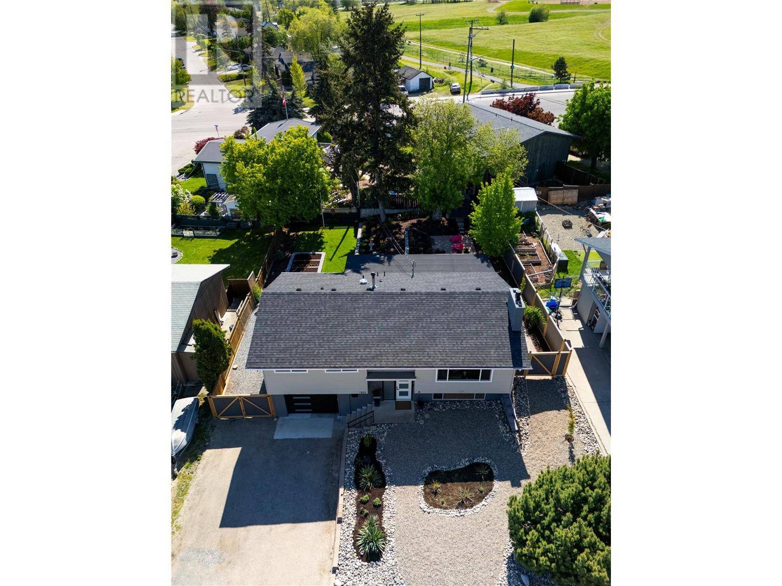 Vernon, BC V1T5Z6,1503 34A Street