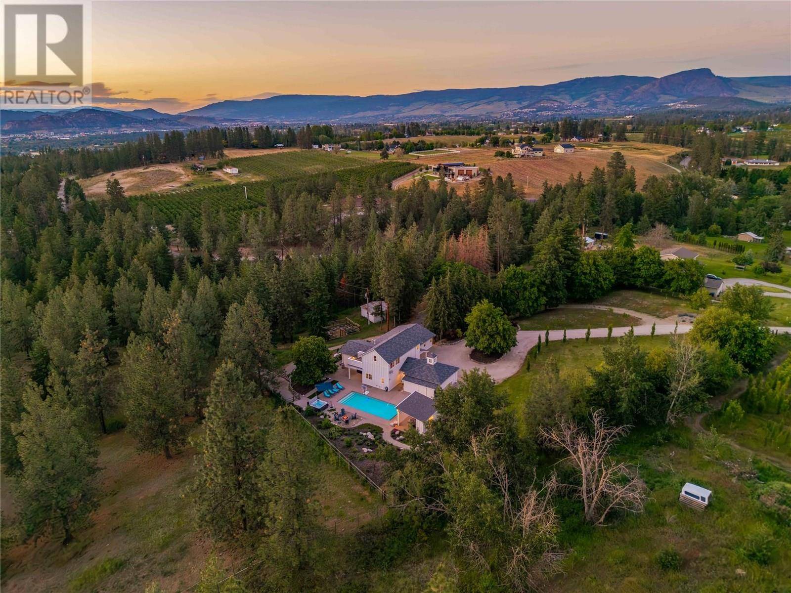 Kelowna, BC V1W4B8,2376 Saucier Road
