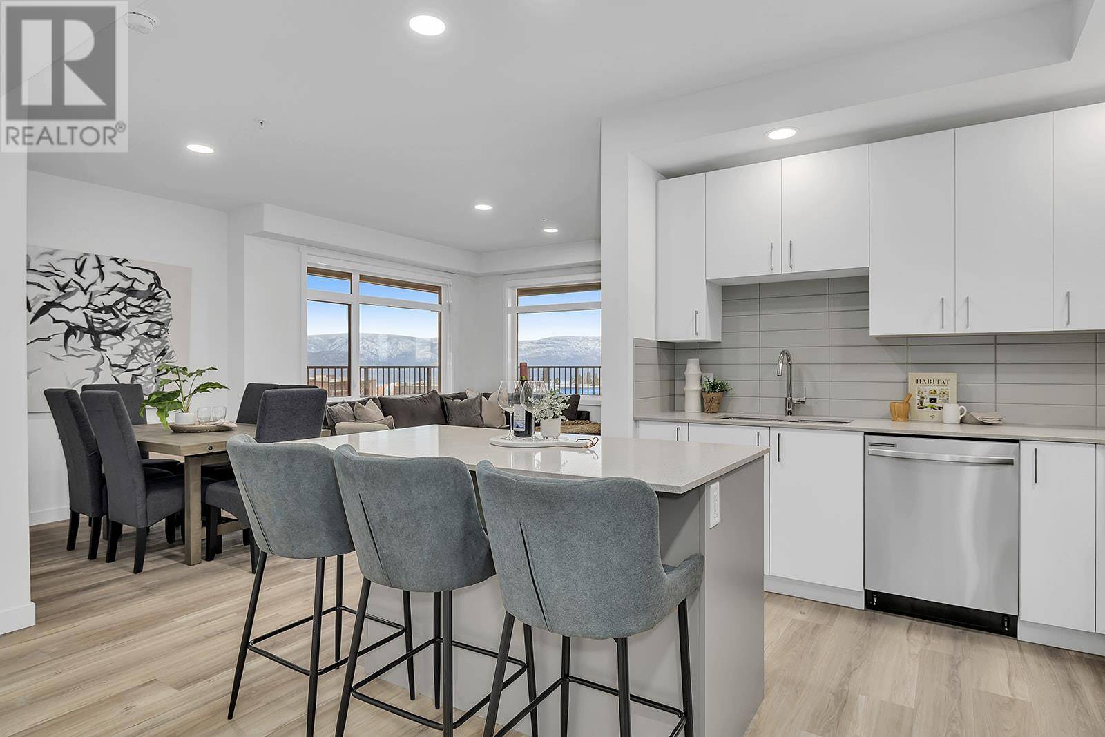 Kelowna, BC V1W0G8,1111 Frost RD #201