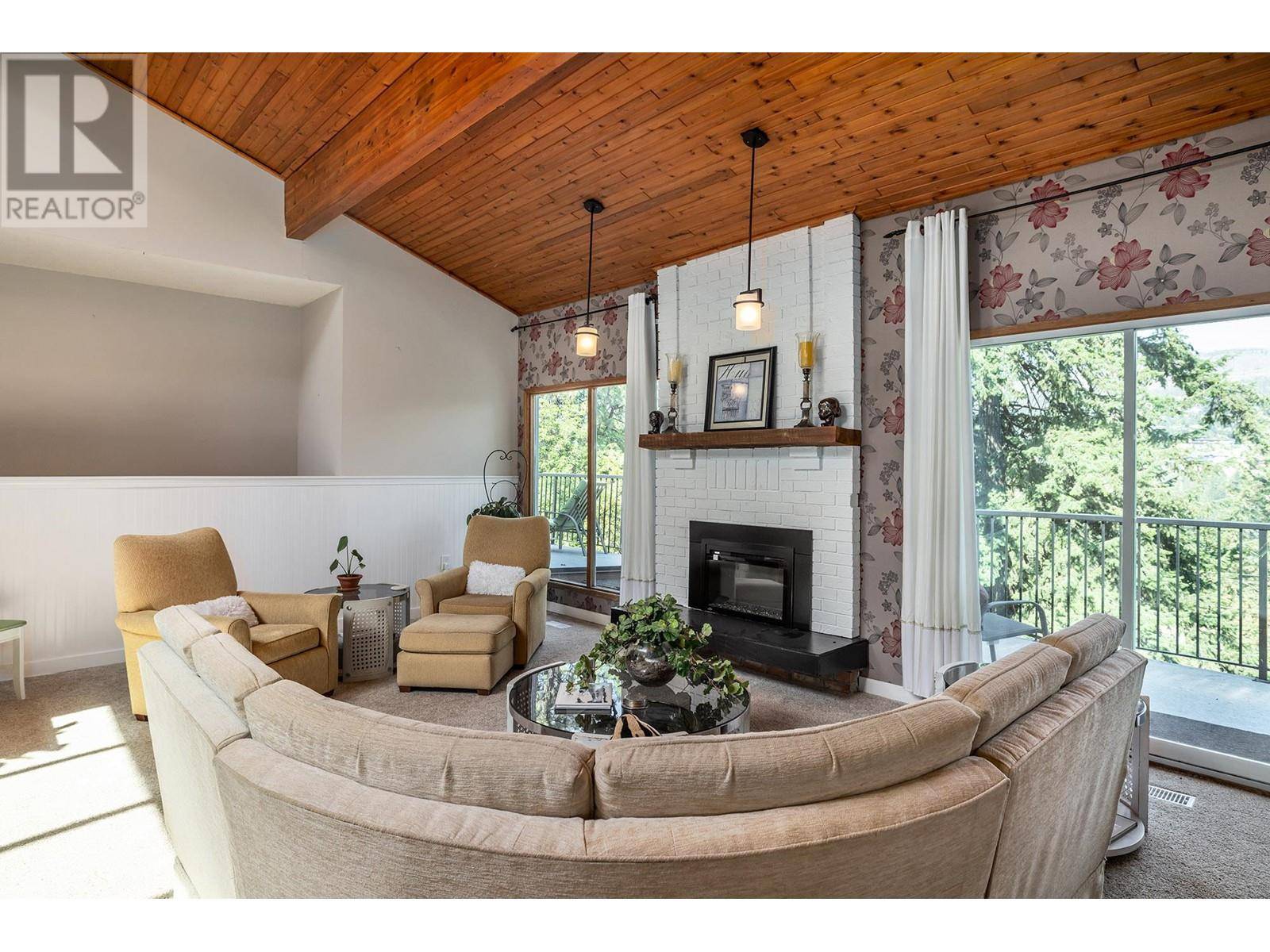 West Kelowna, BC V1Z3B6,2172 Michelle Crescent