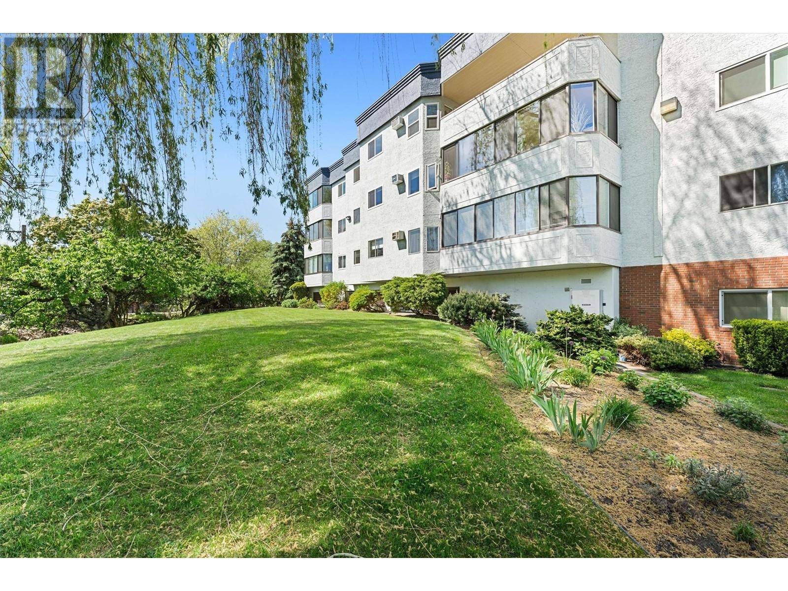 Kelowna, BC V1Y5T4,1170 Brookside AVE #107
