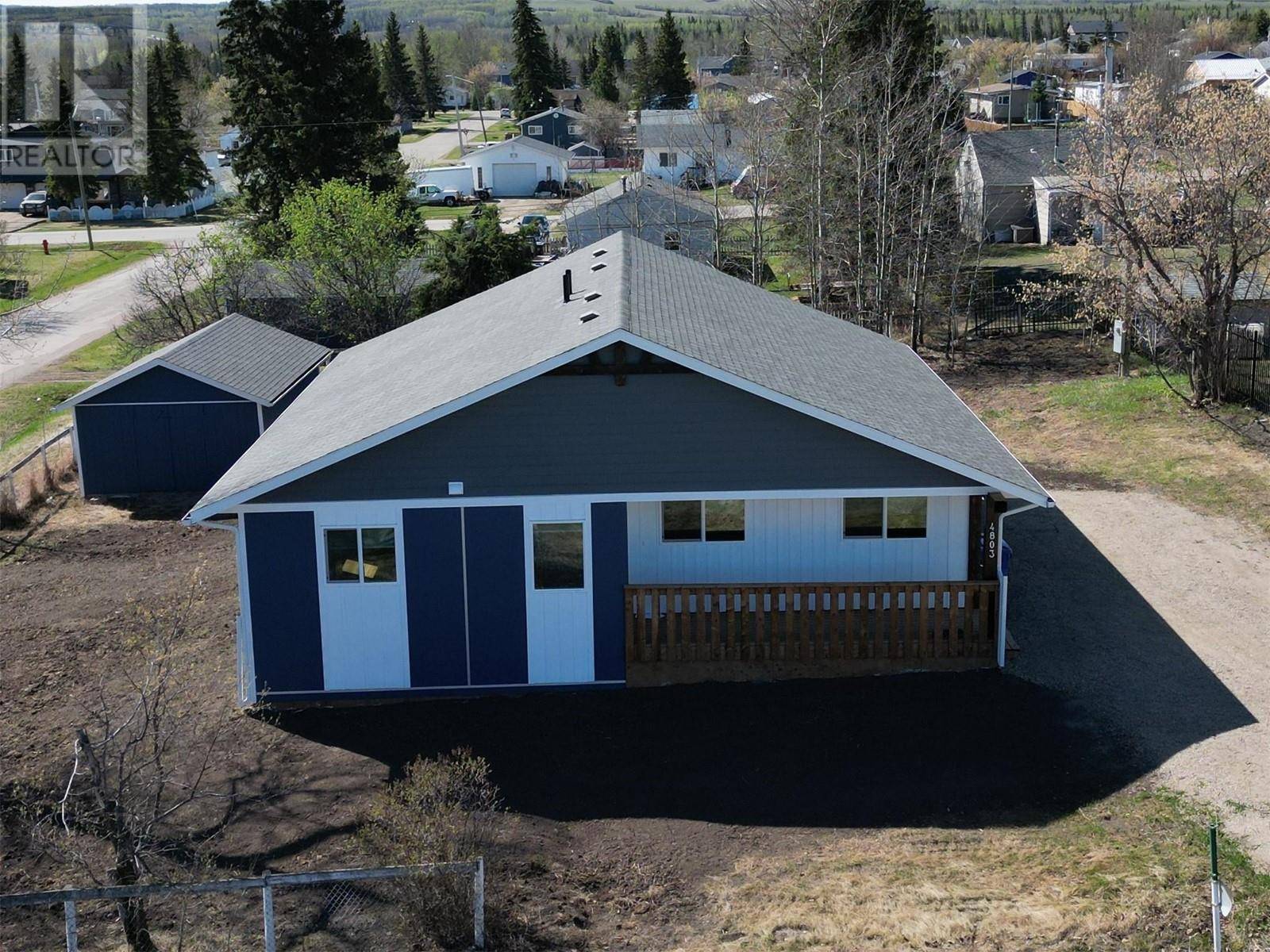 Pouce Coupe, BC V0C2C0,4803 50 Avenue
