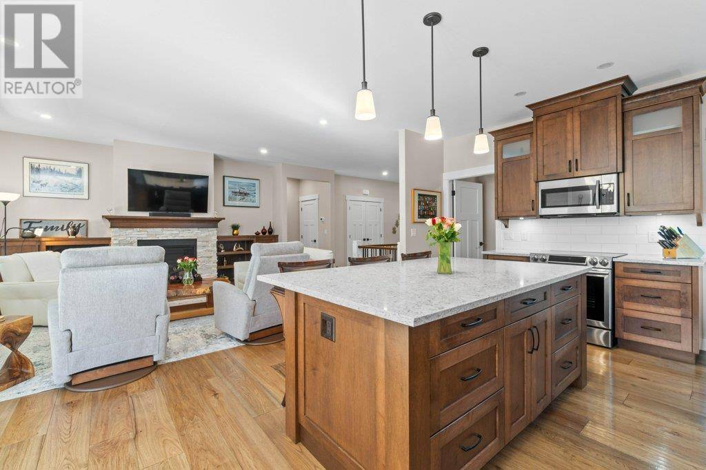 Salmon Arm, BC V1E0E3,1321 24 Street SE