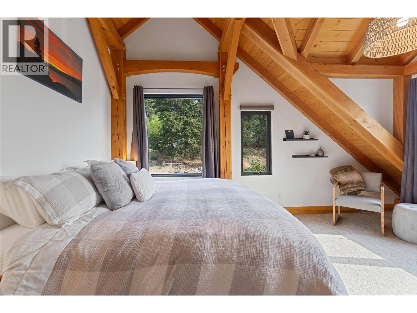 Peachland, BC V0H1X8,6400 Keyes Avenue