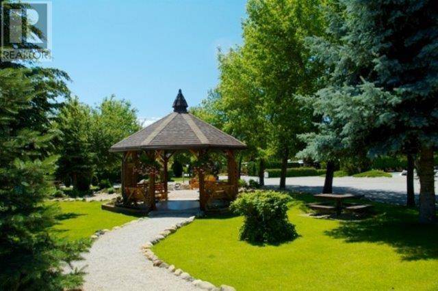 Kelowna, BC V4V1P4,415 Commonwealth RD #28