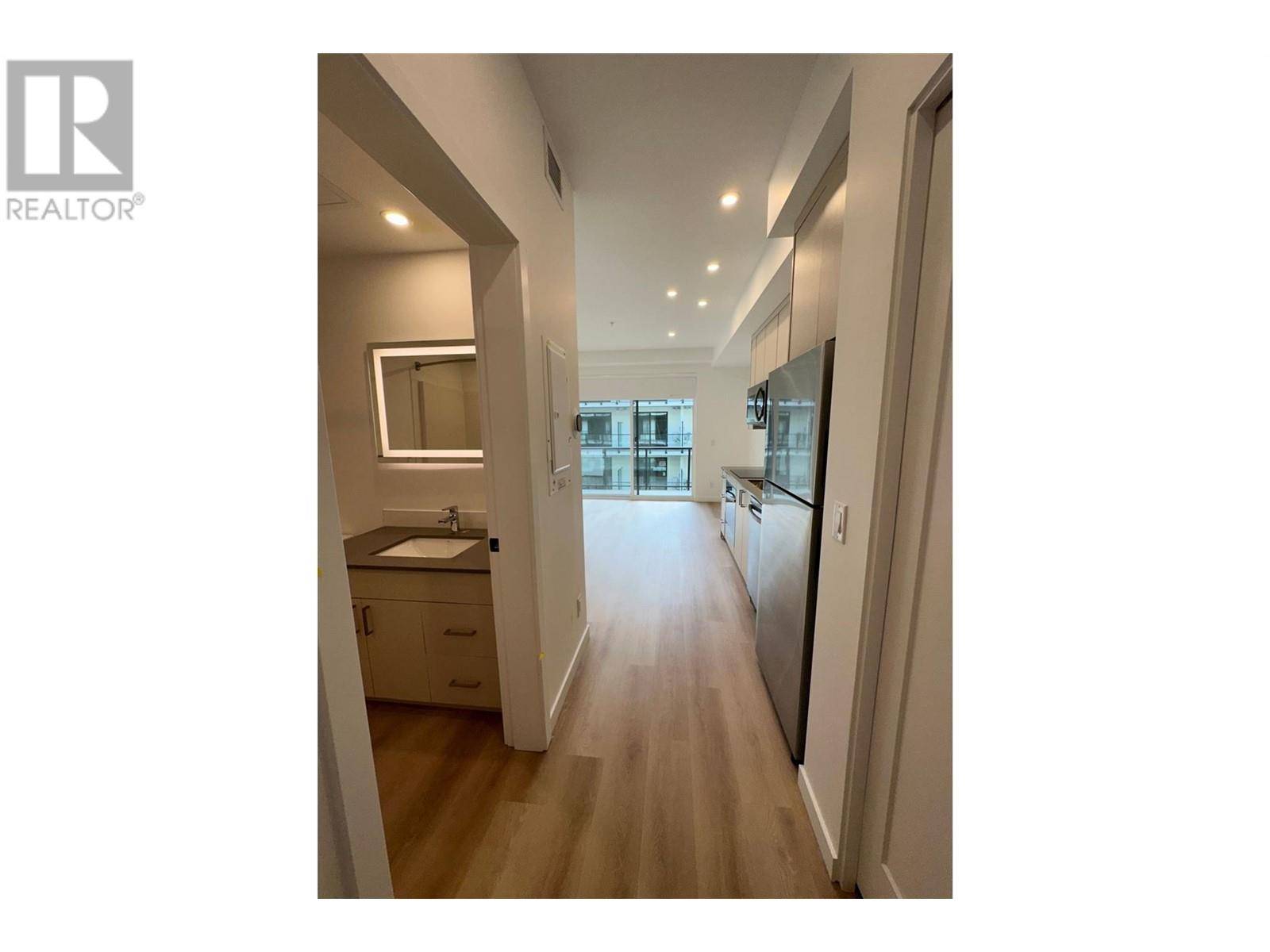 Kelowna, BC V1Y0M7,1274 Devonshire AVE #443