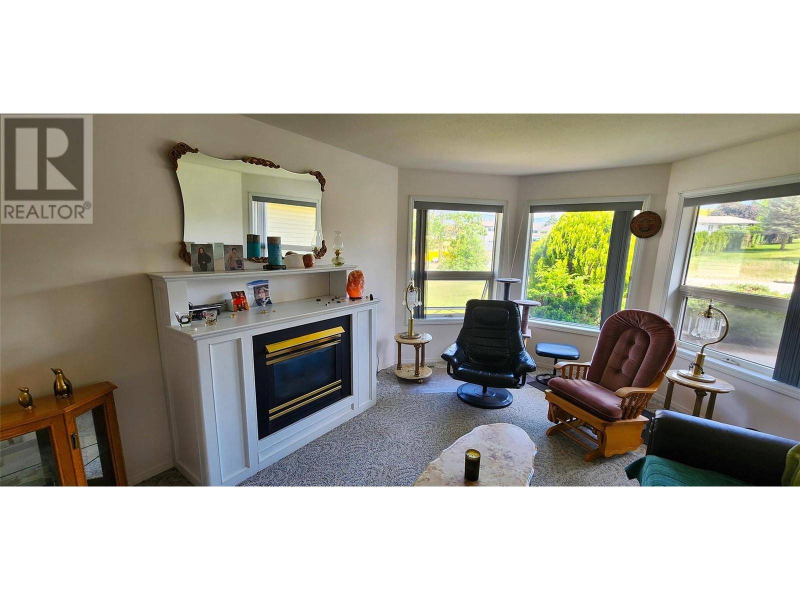 Oliver, BC V0H1T0,860 Eveningstar Crescent
