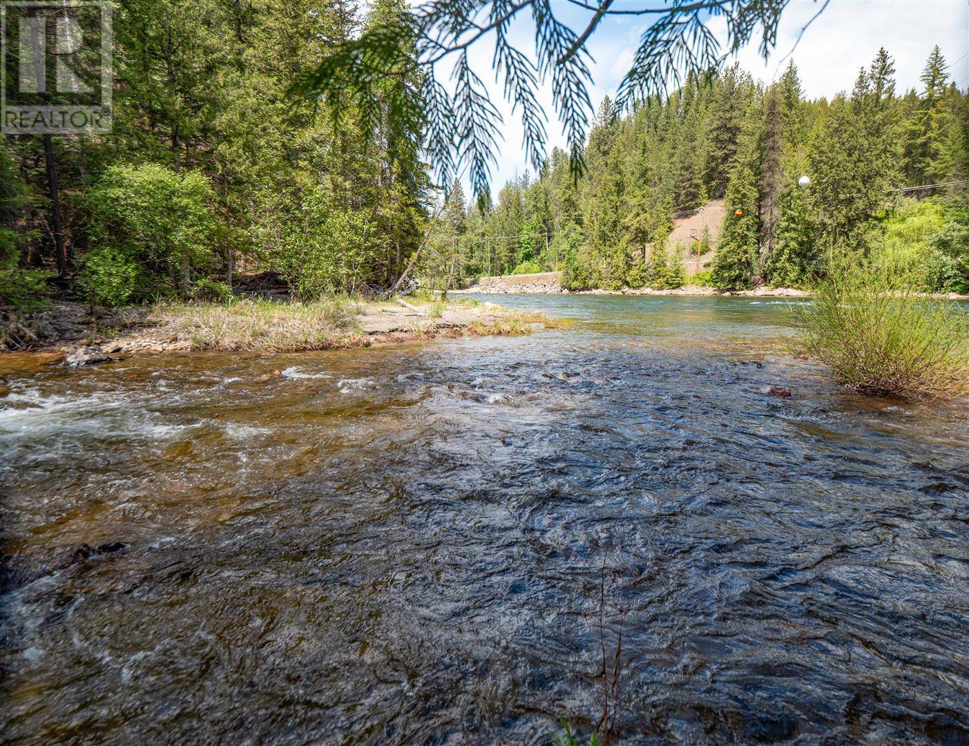 Krestova, BC V0G1H2,3751 Westwind Road