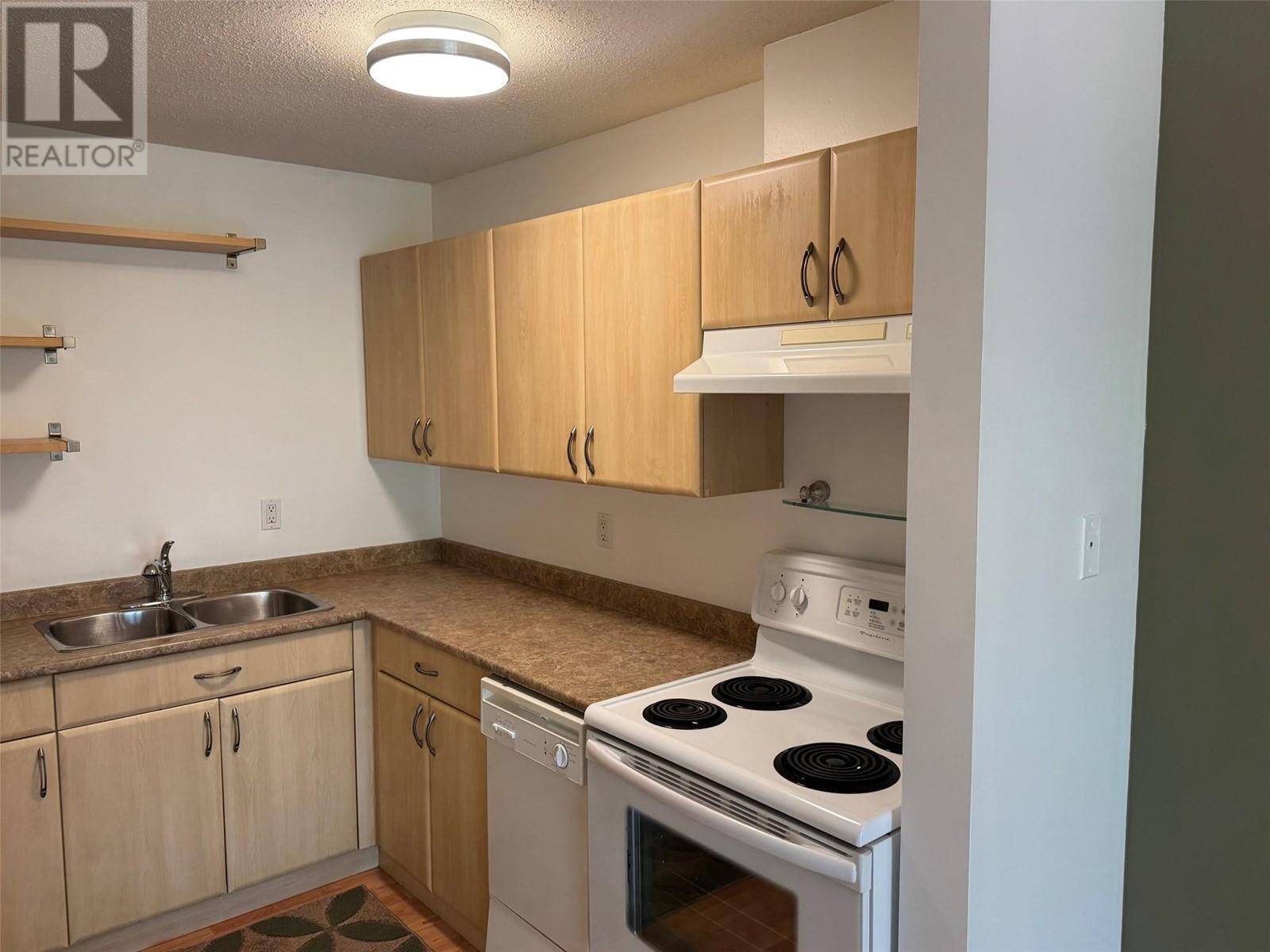 Kamloops, BC V1S1M7,1221 Hugh Allen DR #20