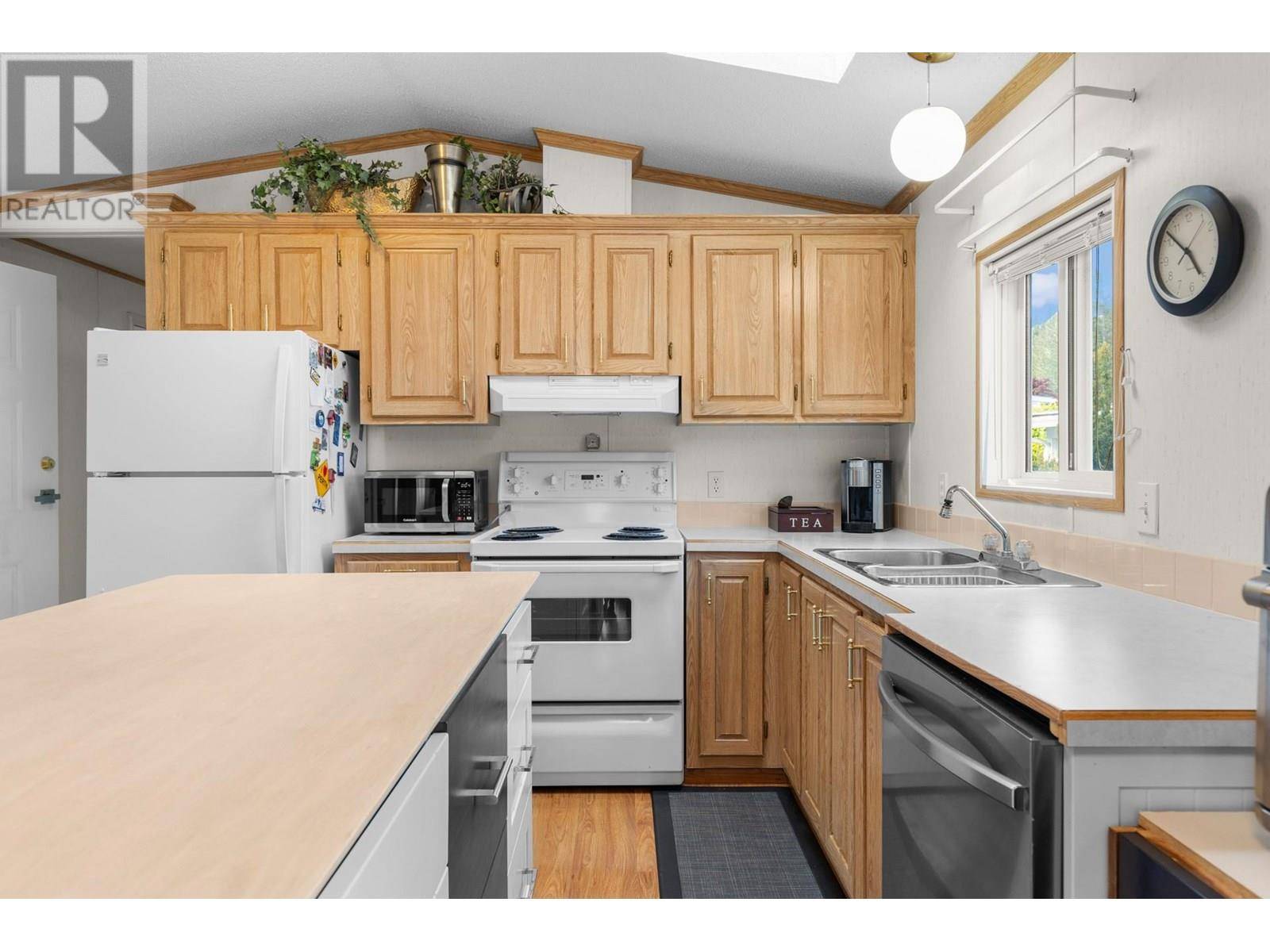 West Kelowna, BC V4T1L6,1850 Shannon Lake RD #97