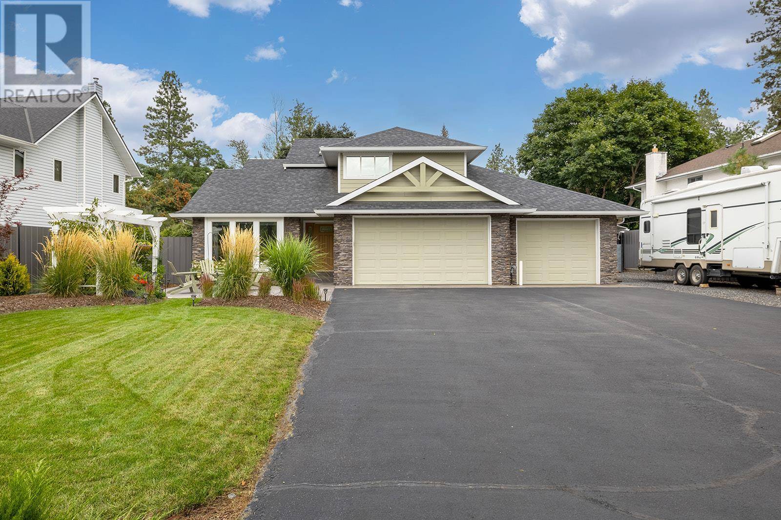 Kelowna, BC V1W2R7,3135 HALL Road