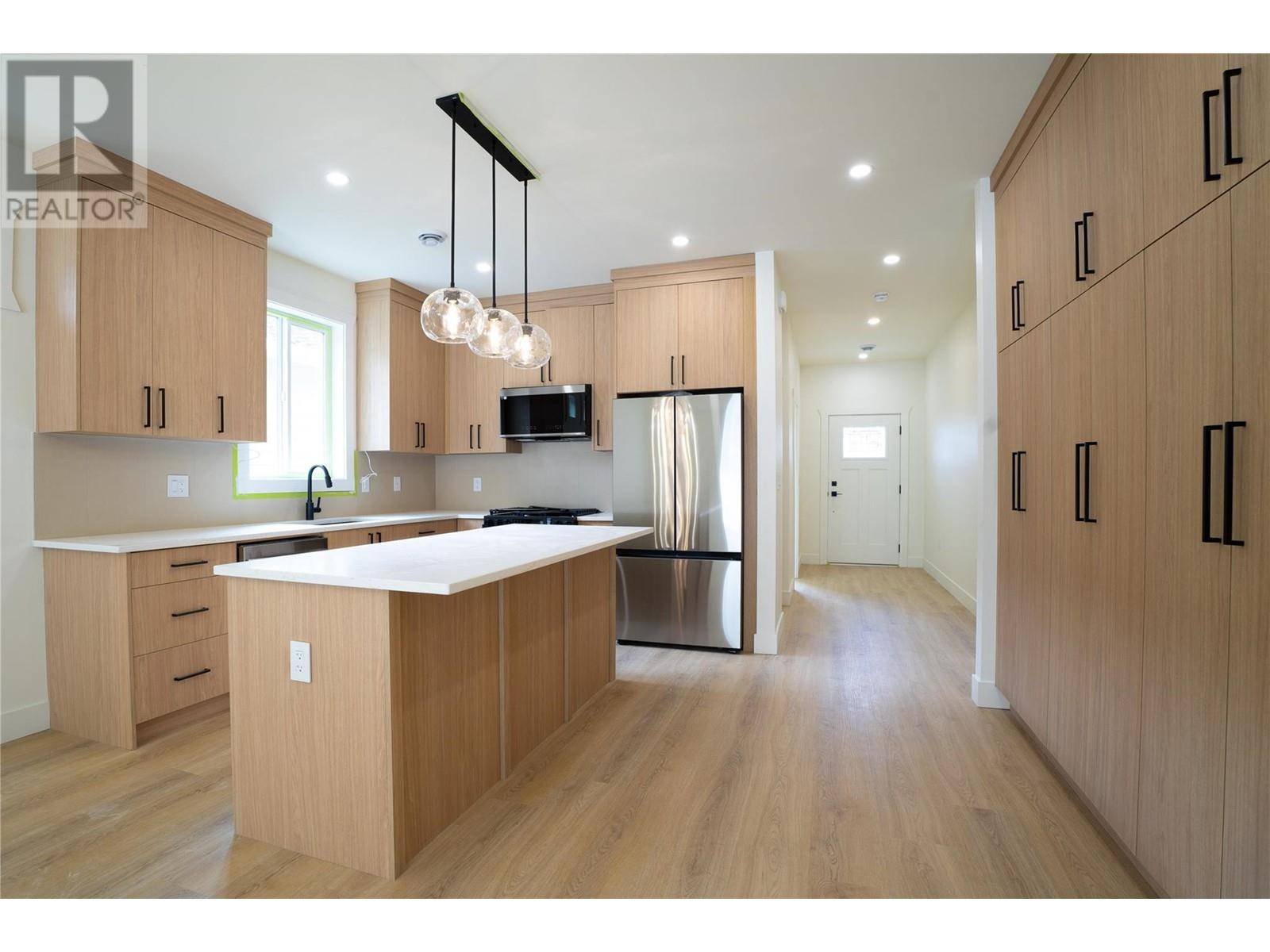 Oliver, BC V0H1T3,285 Bentgrass Avenue