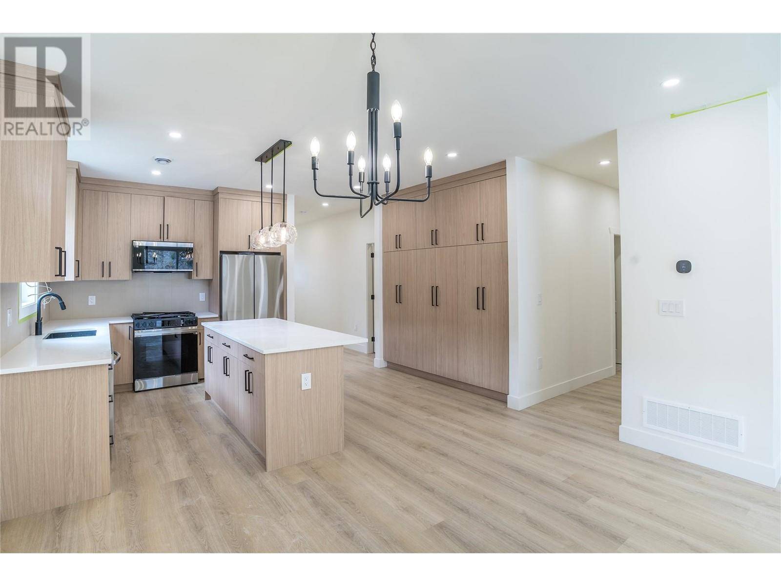 Oliver, BC V0H1T3,285 Bentgrass Avenue