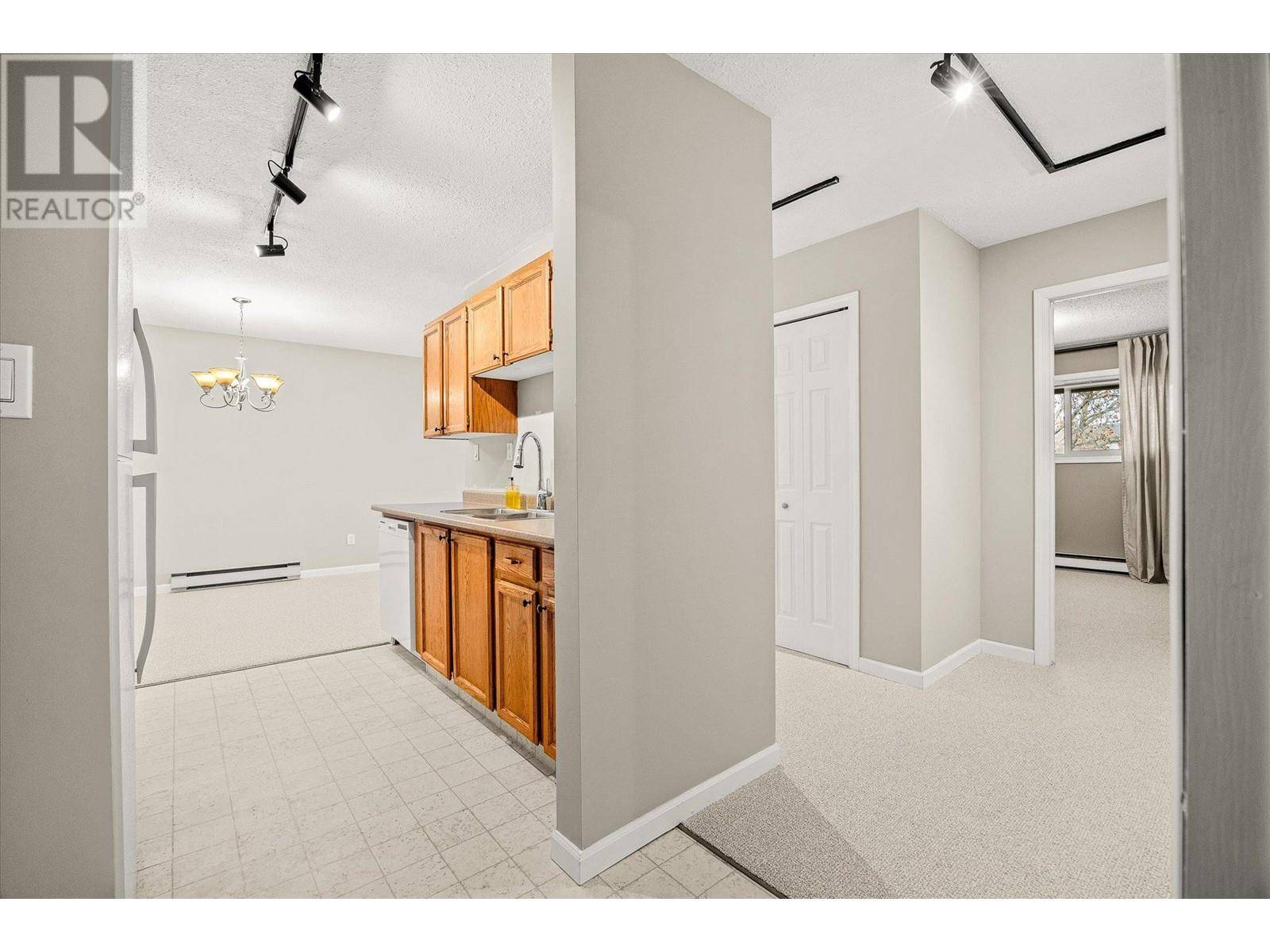 Kelowna, BC V1X4A7,200 Gerstmar RD #10