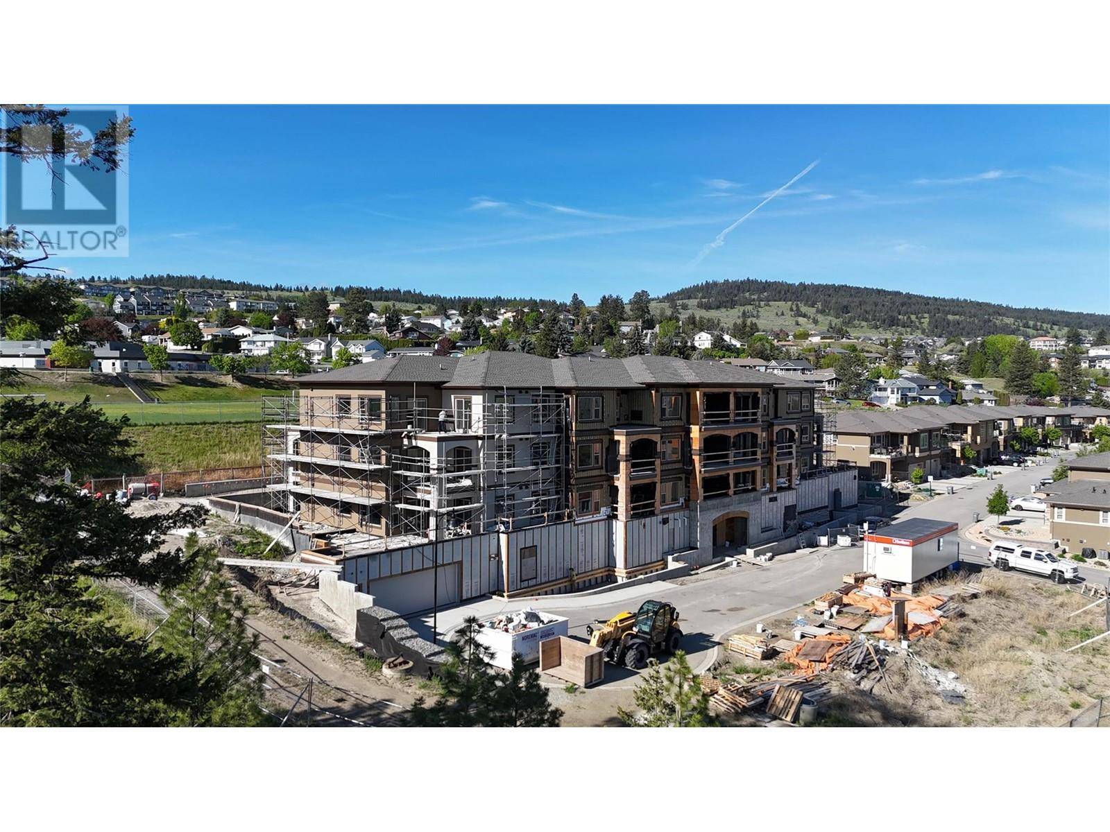 Kamloops, BC V1S0E2,2171 Van Horne DR #107