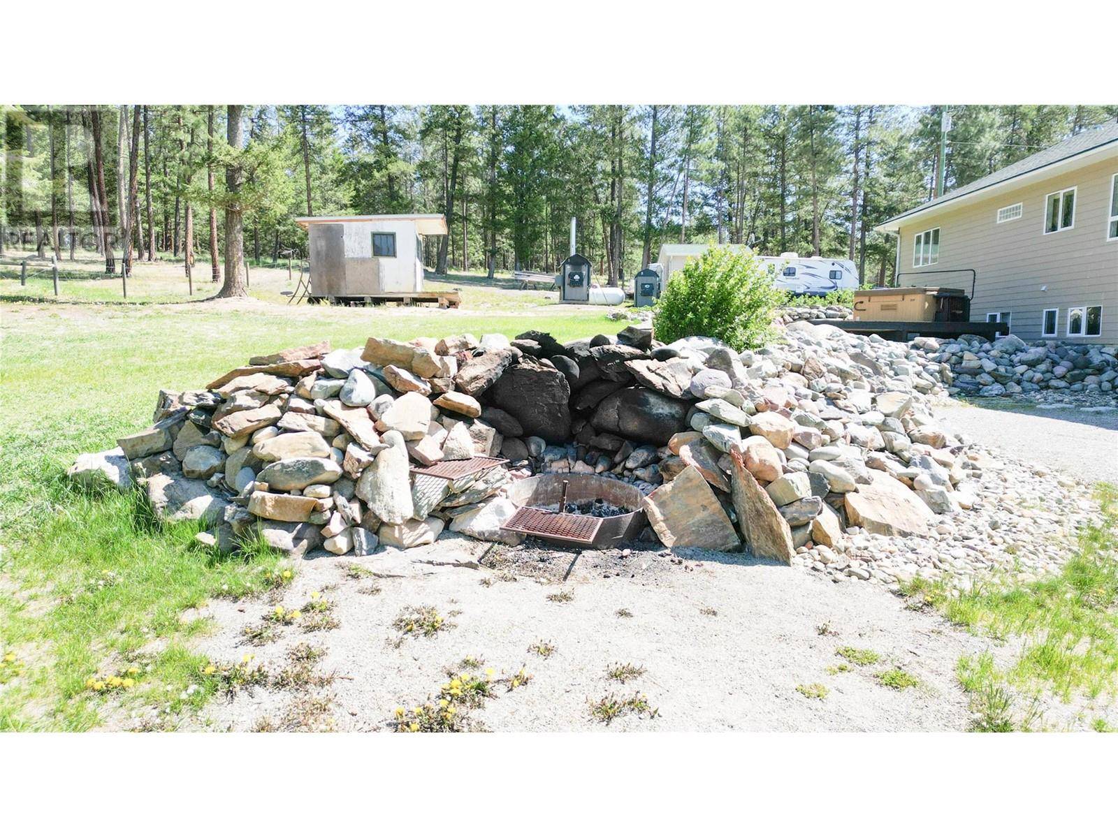 Cranbrook, BC V1C7B2,6182 HWY 3-93 Highway