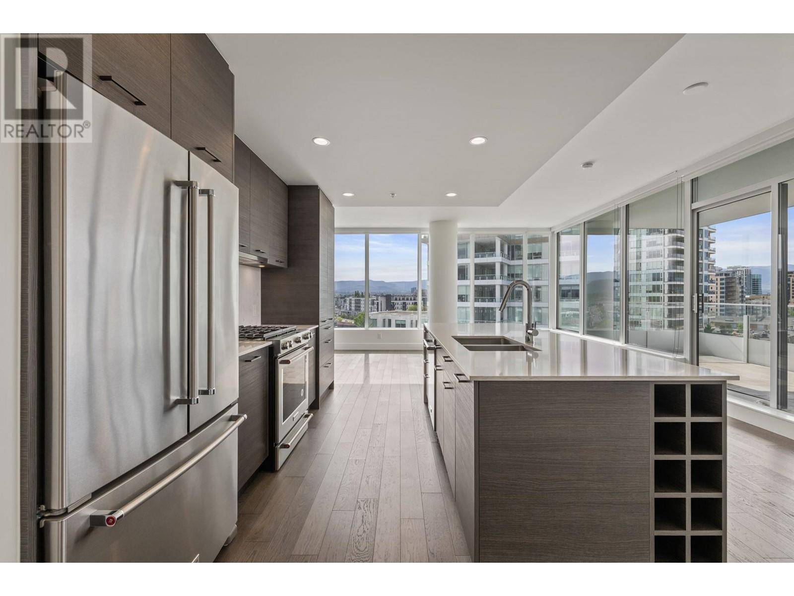 Kelowna, BC V1Y0L4,1181 Sunset DR #704