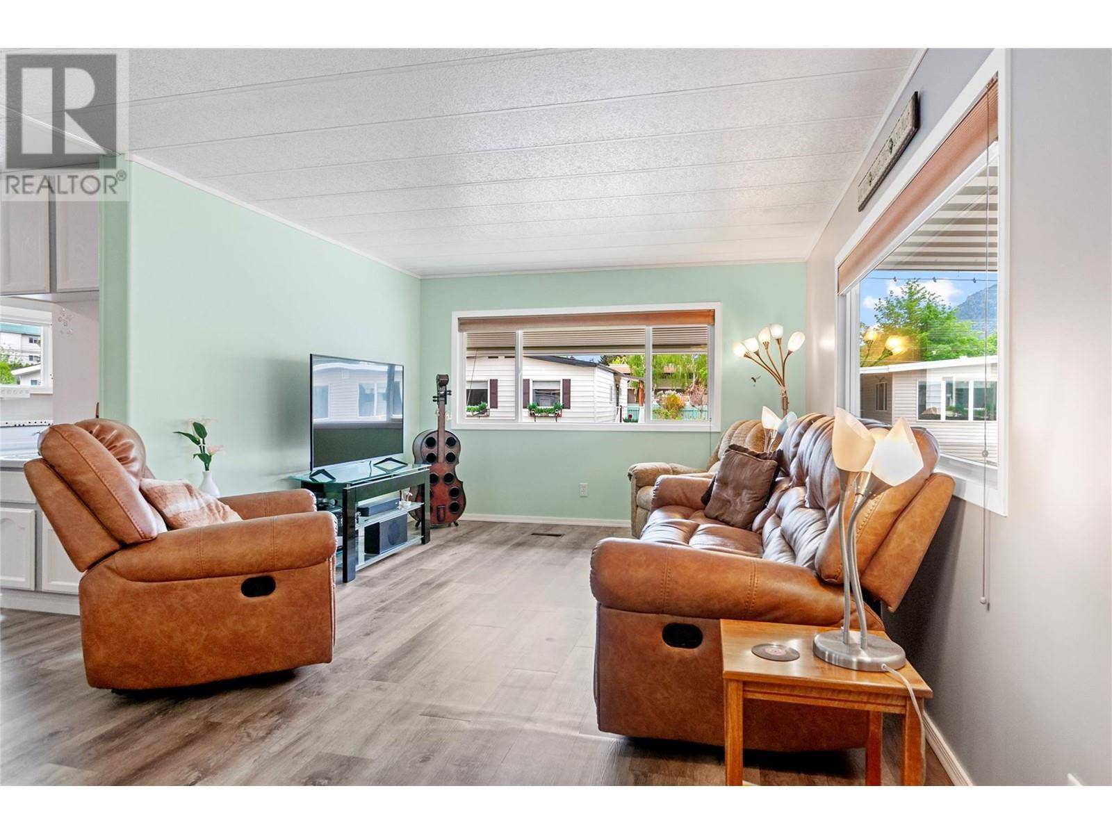 Penticton, BC V2A3V6,321 Yorkton AVE #175