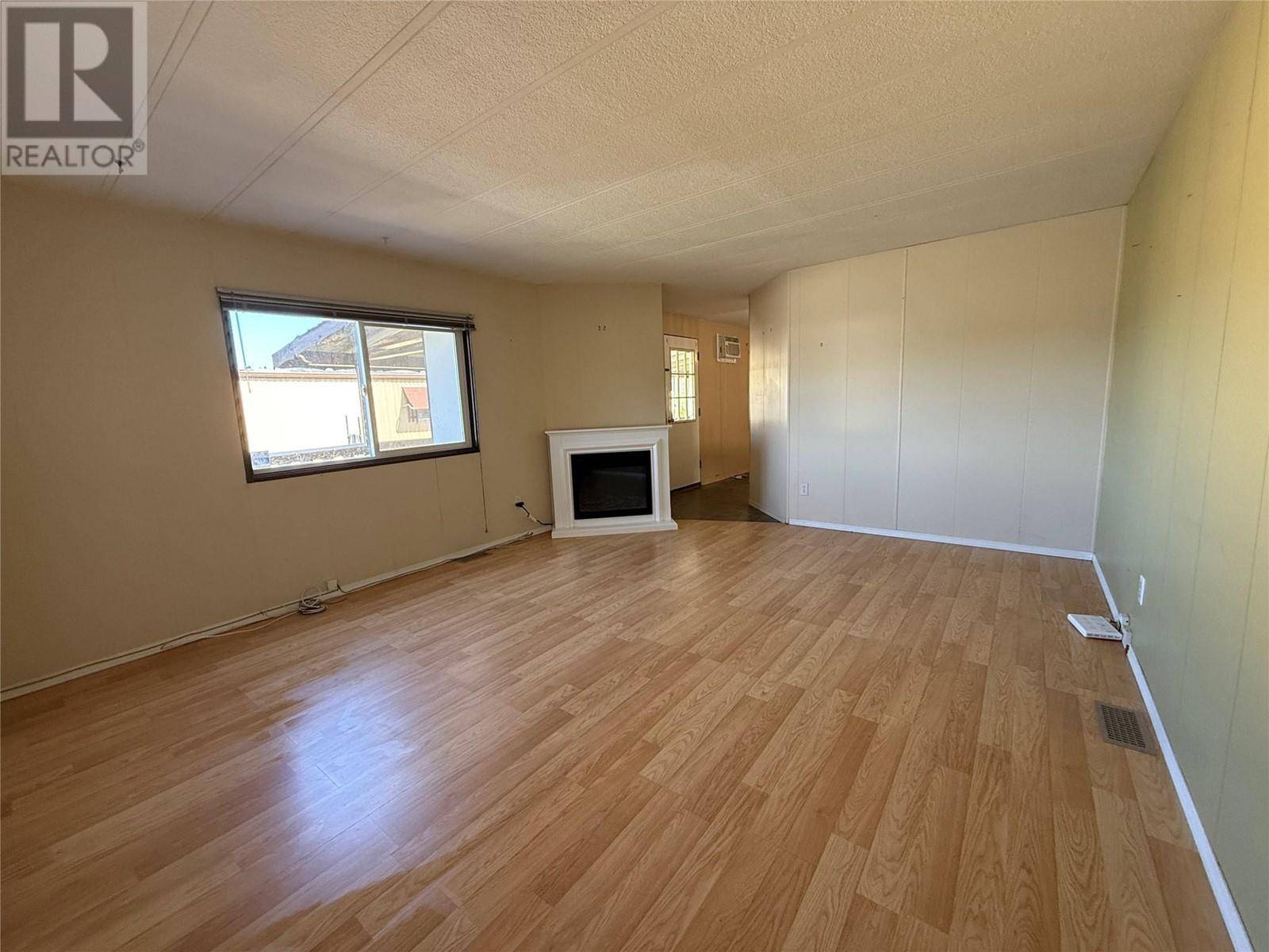 Vernon, BC V1H1X4,6902 Okanagan Landing RD #15