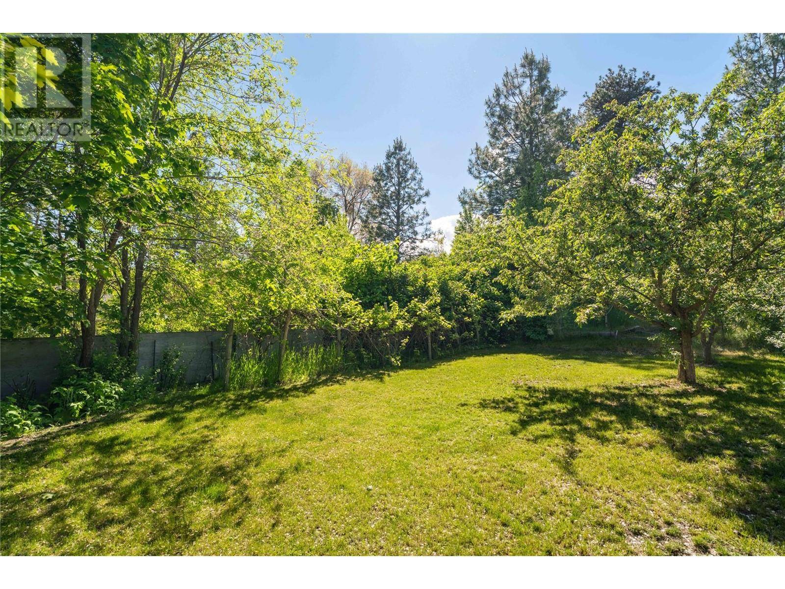 Lake Country, BC V4V1V2,10286 Newene Road